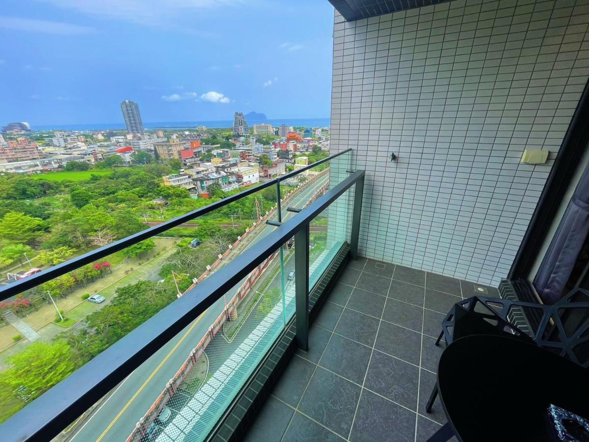 Toucheng Happyhouse頭城黑皮家 附早餐 Exterior foto